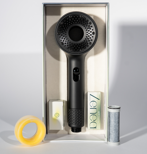 Filtrační sprchová hlavice Zenea v bílém ekologickém balení