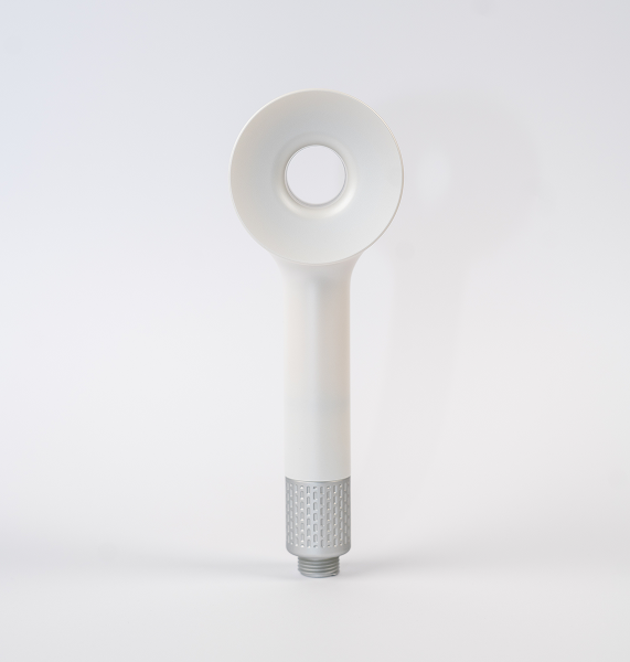 Bílá filtrační sprchová hlavice Zenea – moderní design, odstranění chlóru a nečistot z vody pro zdravější pokožku a vlasy